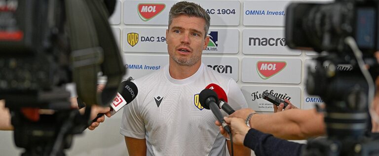 dac 1904 odtartoval letn prpravu pod vedenm trnera klaussa fa53fa4