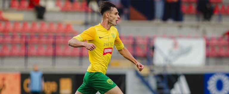 slovensk futbal zava vzostup kluby a hri ukazuj silu na ihrisku 9f50dfb
